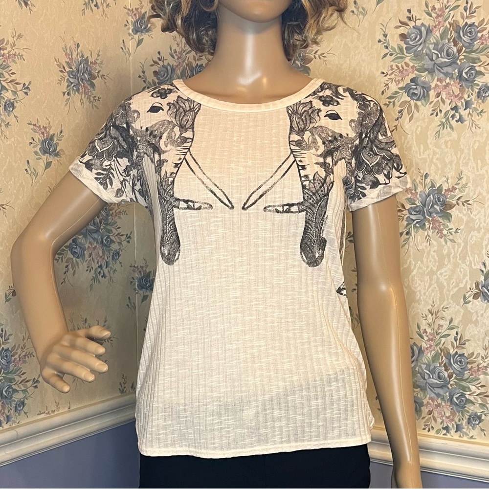 Issi Boho Elephant Graphic Cream & Black Shirt, Size Xs